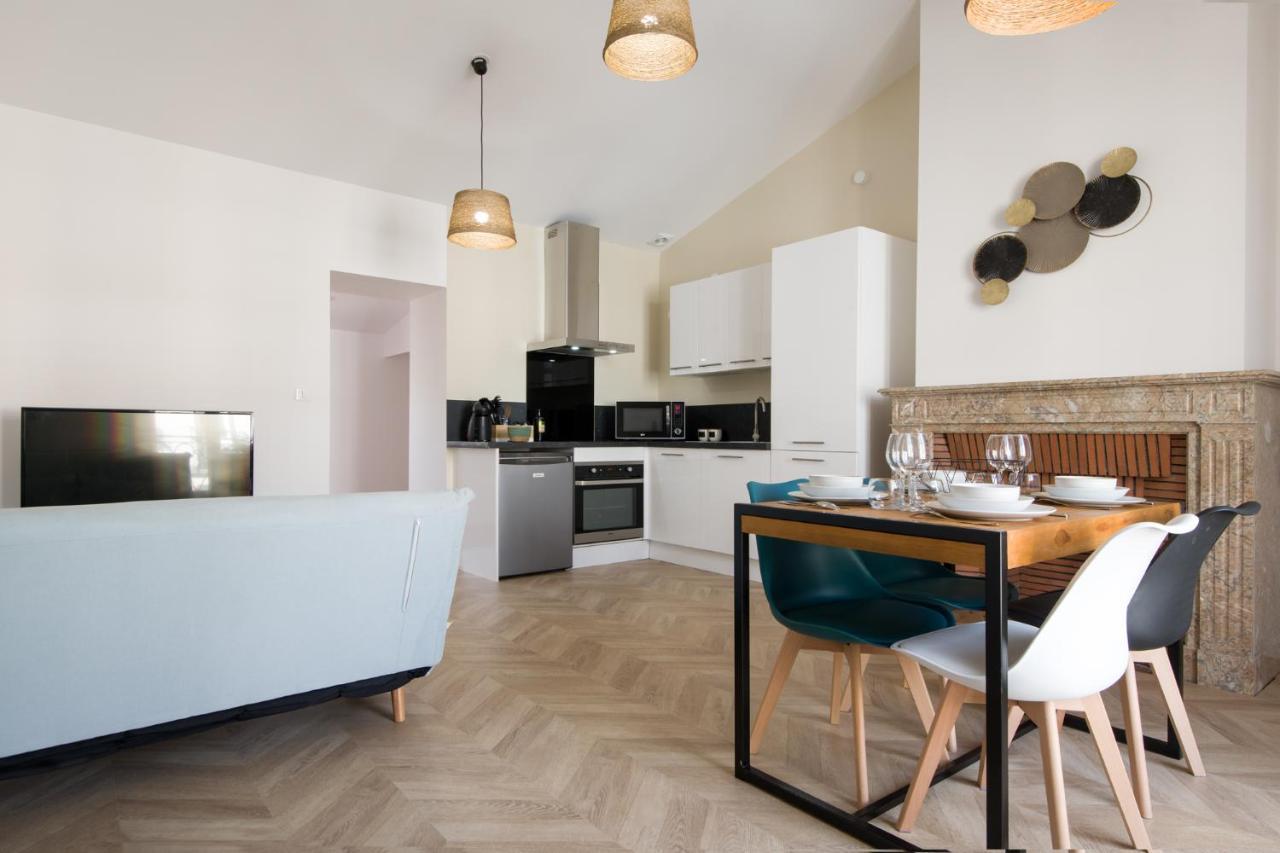 Magnifique T2 Classe Trois Etoiles, Hypercentre Rochefort, Arrivee Autonome Exterior photo